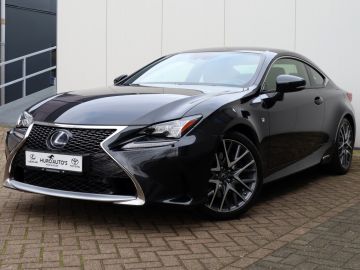 Lexus RC